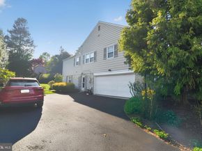 307 Colonial Drive, Wallingford PA 19086