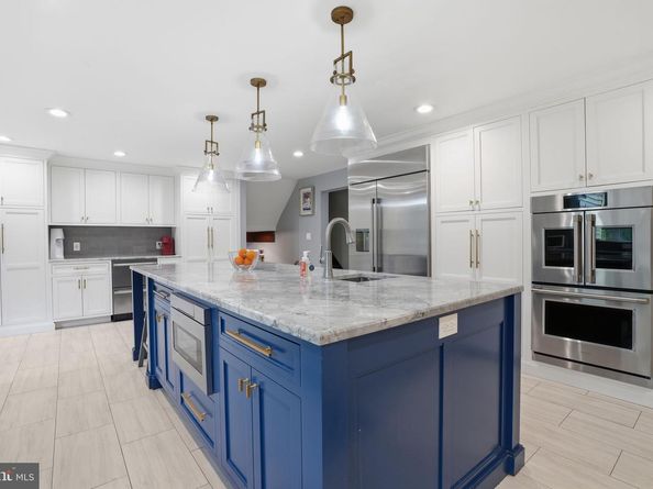 1040 Harvard Drive, Yardley PA 19067