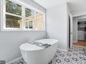 1040 Harvard Drive, Yardley PA 19067