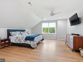 1040 Harvard Drive, Yardley PA 19067