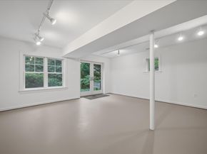 26 Wellesley Circle, Glen Echo MD 20812