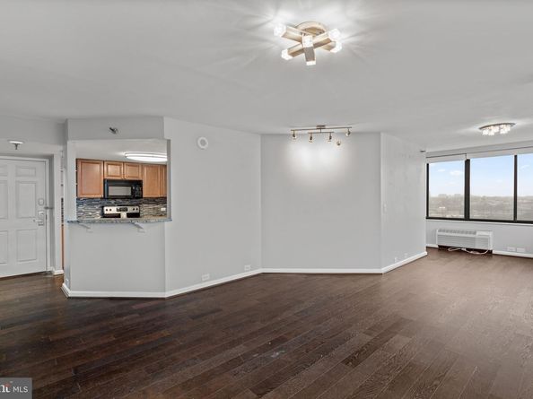 2001 Hamilton Street 2001, Philadelphia PA 19130