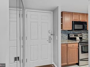 2001 Hamilton Street 2001, Philadelphia PA 19130