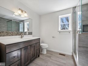 636 N 40TH Street, Philadelphia PA 19104