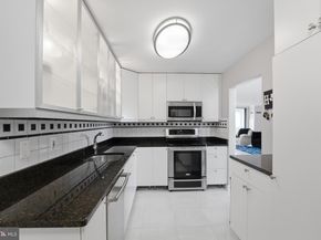 6101 Edsall Road 1402, Alexandria VA 22304