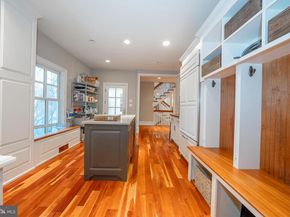 1122 Brynlawn Road, Villanova PA 19085