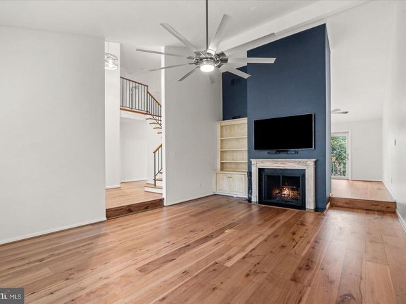 1703 Maple Hill Place, Alexandria VA 22302