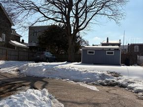 467 Kingsley Street, Philadelphia PA 19128