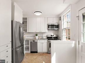 1510 S Edgewood Street 541, Arlington VA 22204