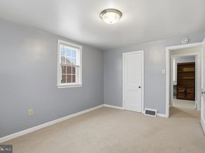 905 Addingham Avenue, Drexel Hill PA 19026