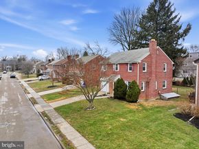 905 Addingham Avenue, Drexel Hill PA 19026