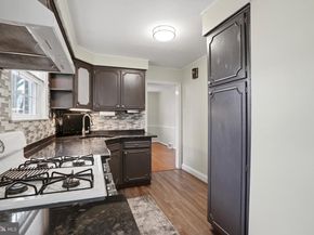 905 Addingham Avenue, Drexel Hill PA 19026