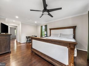 5025 Domain Place 26, Alexandria VA 22311