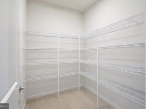 2135 Glacier Road 90, Herndon VA 20170