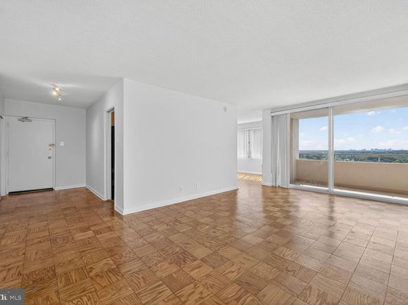 5500 Friendship Boulevard 2117N, Chevy Chase MD 20815