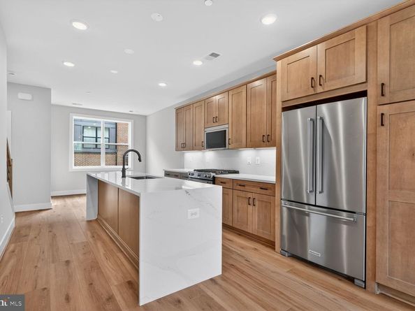 4965 Lachlan Mews, Alexandria VA 22304