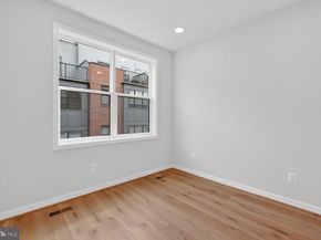 4965 Lachlan Mews, Alexandria VA 22304