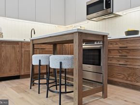 2525 Pennsylvania Avenue NW 301, Washington DC 20037