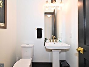 10 Richards Way, Ambler PA 19002