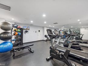 1301 N Courthouse Road N 1810, Arlington VA 22201