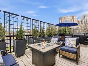 12138 Chancery Station Circle, Reston VA 20190