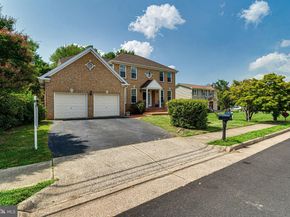 1936 Lord Fairfax Road, Vienna VA 22182