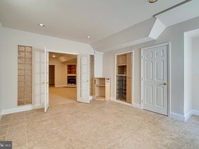 1936 Lord Fairfax Road, Vienna VA 22182