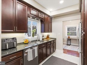 1023 19TH Street S, Arlington VA 22202