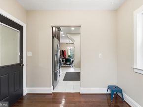 1023 19TH Street S, Arlington VA 22202