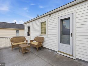 1023 19TH Street S, Arlington VA 22202