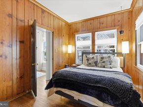 1023 19TH Street S, Arlington VA 22202