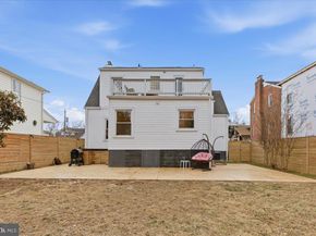 1023 19TH Street S, Arlington VA 22202