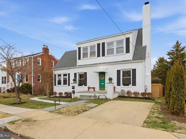 1023 19TH Street S, Arlington VA 22202