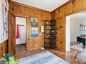 1023 19TH Street S, Arlington VA 22202