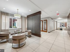 625 Slaters Lane 304, Alexandria VA 22314