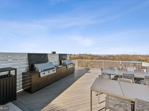 625 Slaters Lane 304, Alexandria VA 22314