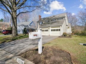 10229 Sundance Court, Potomac MD 20854
