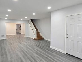 5240 E Roosevelt Boulevard, Philadelphia PA 19124