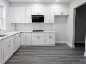 5240 E Roosevelt Boulevard, Philadelphia PA 19124