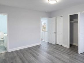 5240 E Roosevelt Boulevard, Philadelphia PA 19124