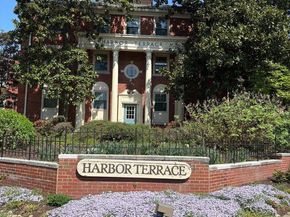 1405 E Abingdon Drive 1, Alexandria VA 22314