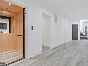 3525 Glenbrook Road, Fairfax VA 22031