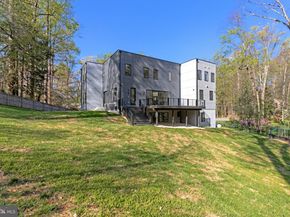 3525 Glenbrook Road, Fairfax VA 22031