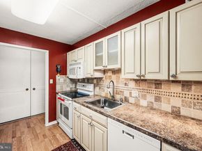 1001 City Avenue E920, Wynnewood PA 19096