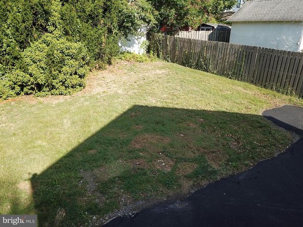 521 Blythe Avenue, Drexel Hill PA 19026
