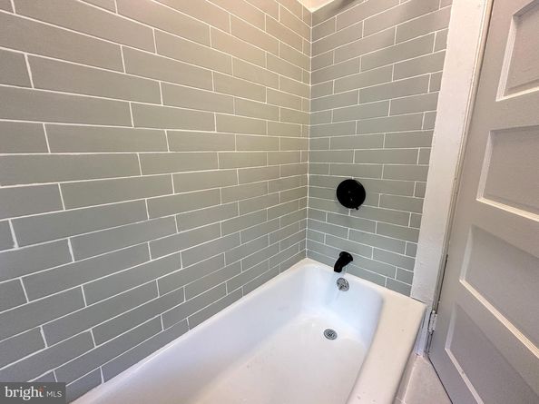 521 Blythe Avenue, Drexel Hill PA 19026