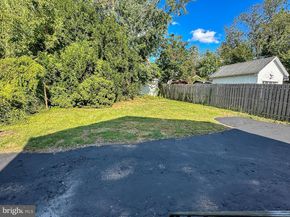 521 Blythe Avenue, Drexel Hill PA 19026