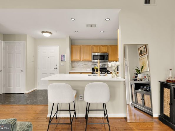 2004 11TH Street NW 436, Washington DC 20009