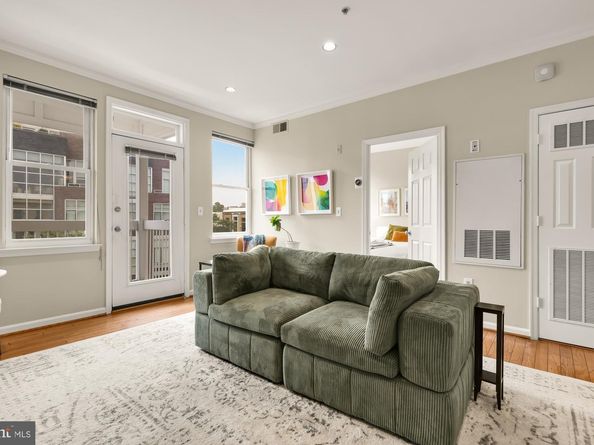 2004 11TH Street NW 436, Washington DC 20009