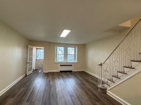 3251 Saint Vincent Street, Philadelphia PA 19149